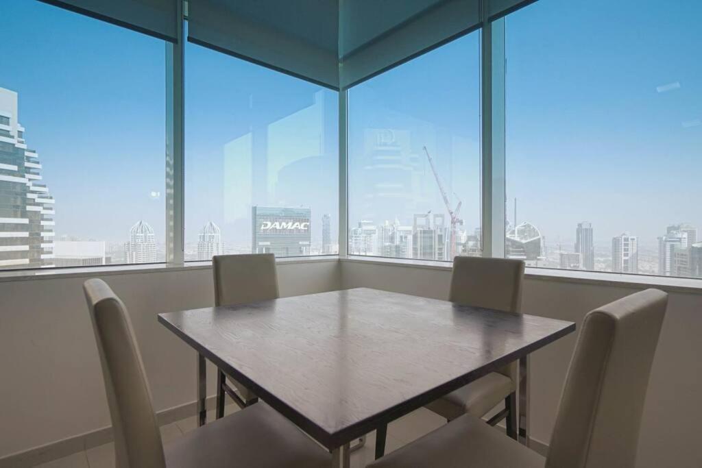 Stonetree - Botanica Tower 1 Bedroom - Close To Dubai